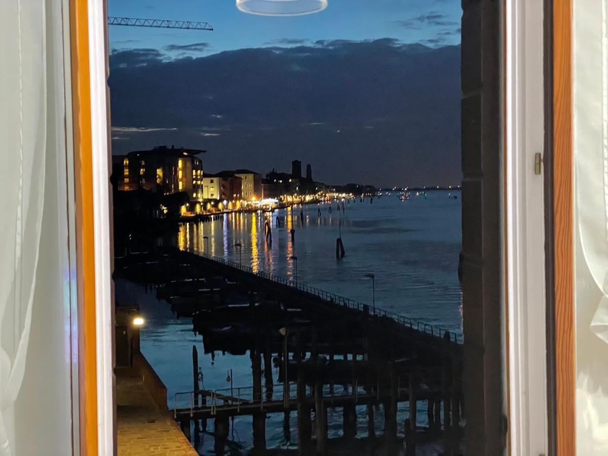 Ca' Monica Panoramic-Canal View, Biennale Venedig Exteriör bild