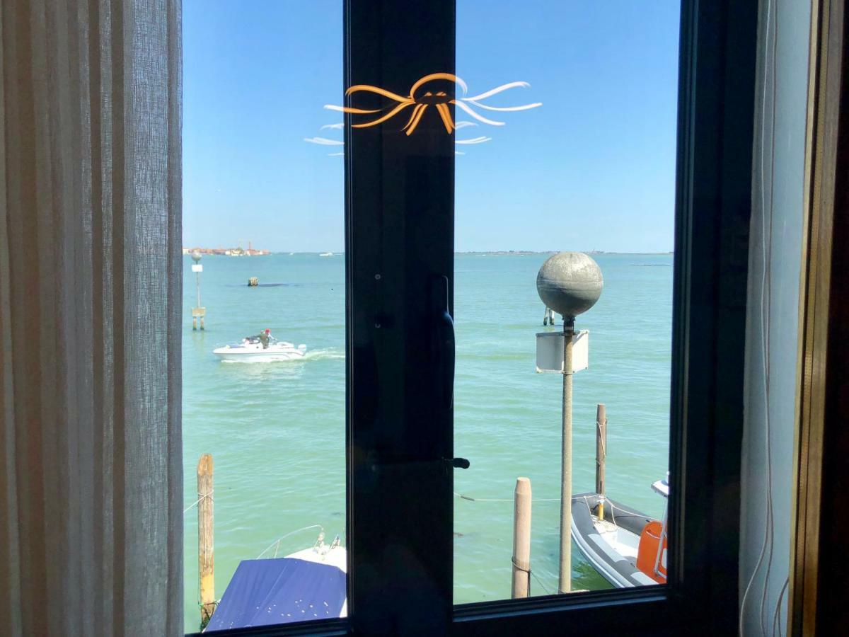 Ca' Monica Panoramic-Canal View, Biennale Venedig Exteriör bild